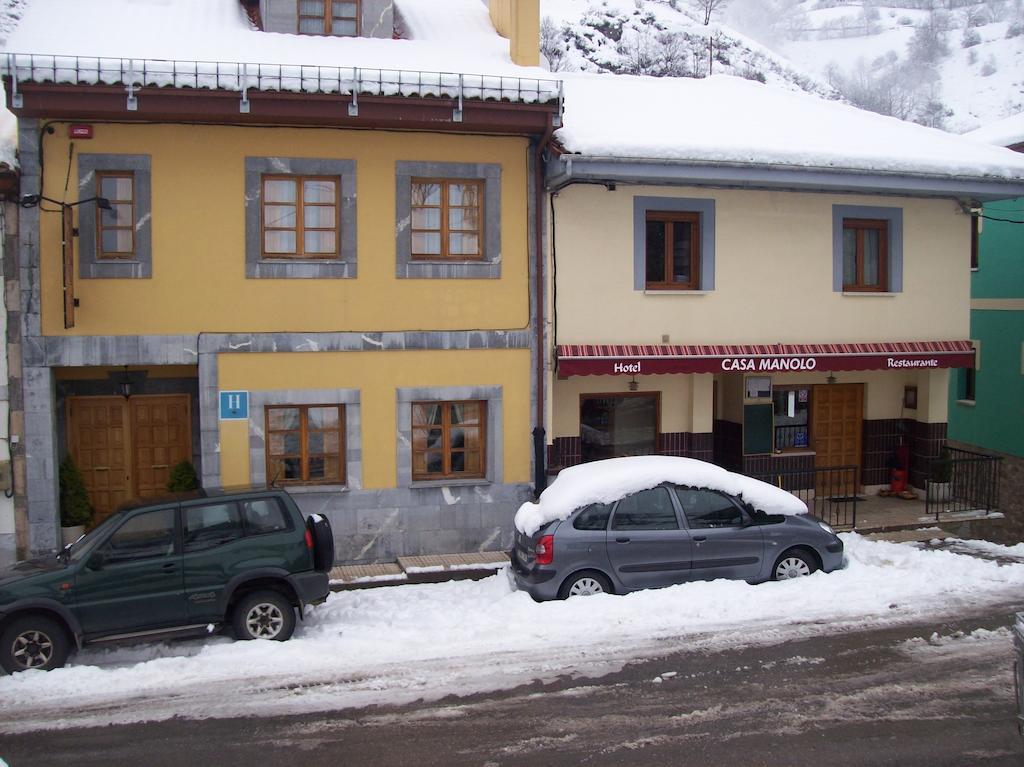 Hotel Restaurante Casa Manolo Páramo Esterno foto